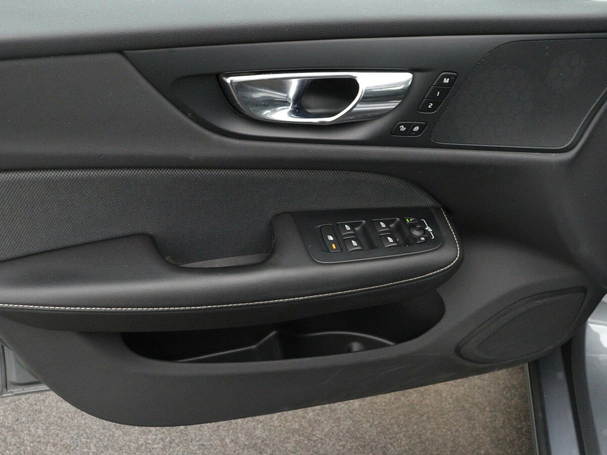 34254967 volvo v60 2 0 t8 recharge awd r design panoramadak stoelen met geheuge 15
