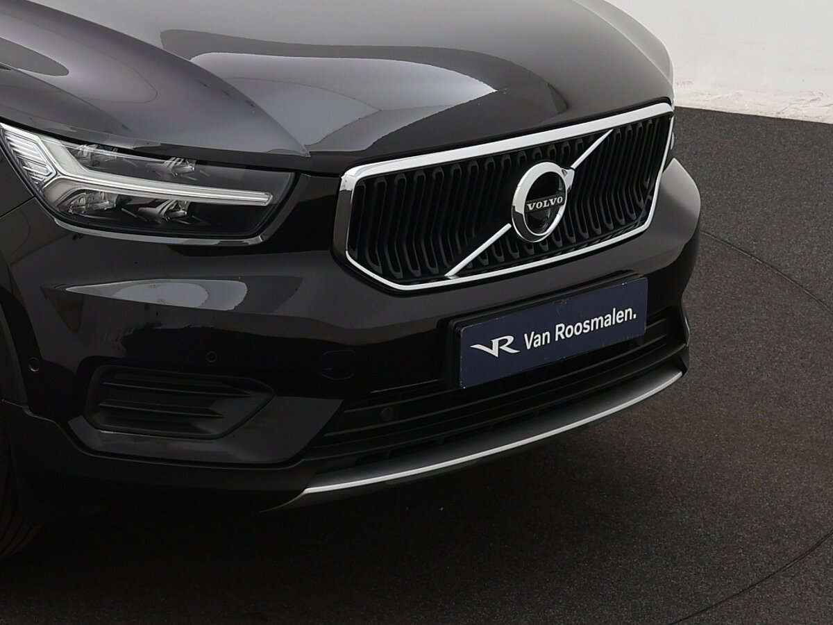 35574398 volvo xc40 1 5 t3 momentum pro 03