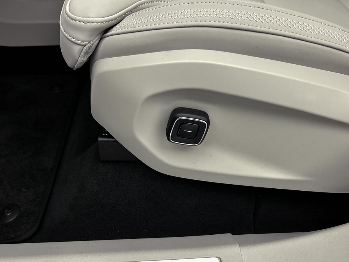 45753127 volvo ex90 twin performance ultra 7p 111 kwh luchtvering pilot assist pac 27