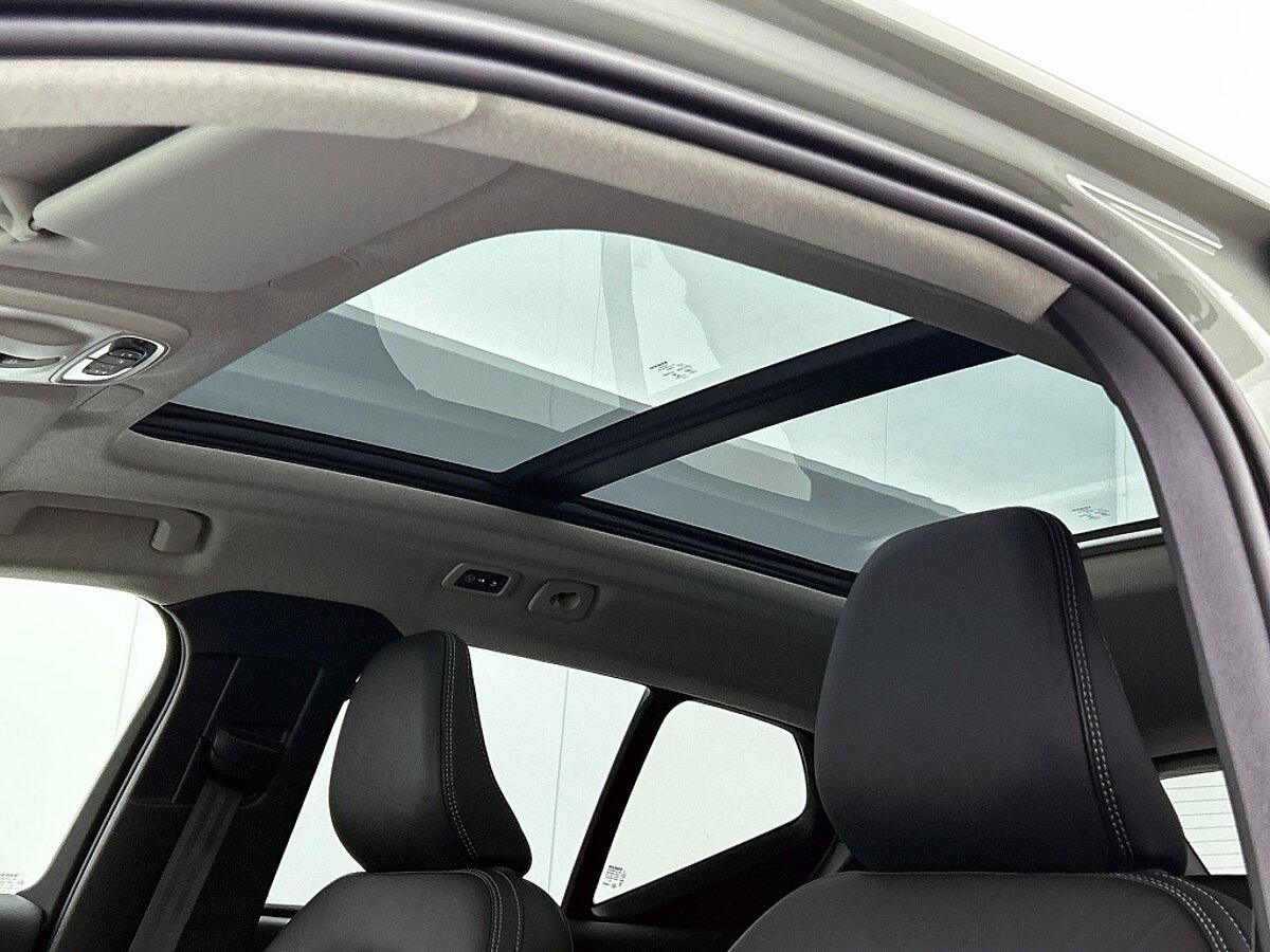 46739666 volvo xc40 1 5 t4 ultimate dark 20inch velgen panoramadak 25