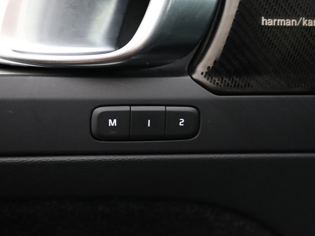 35352608 volvo xc40 1 5 t3 momentum pro 51