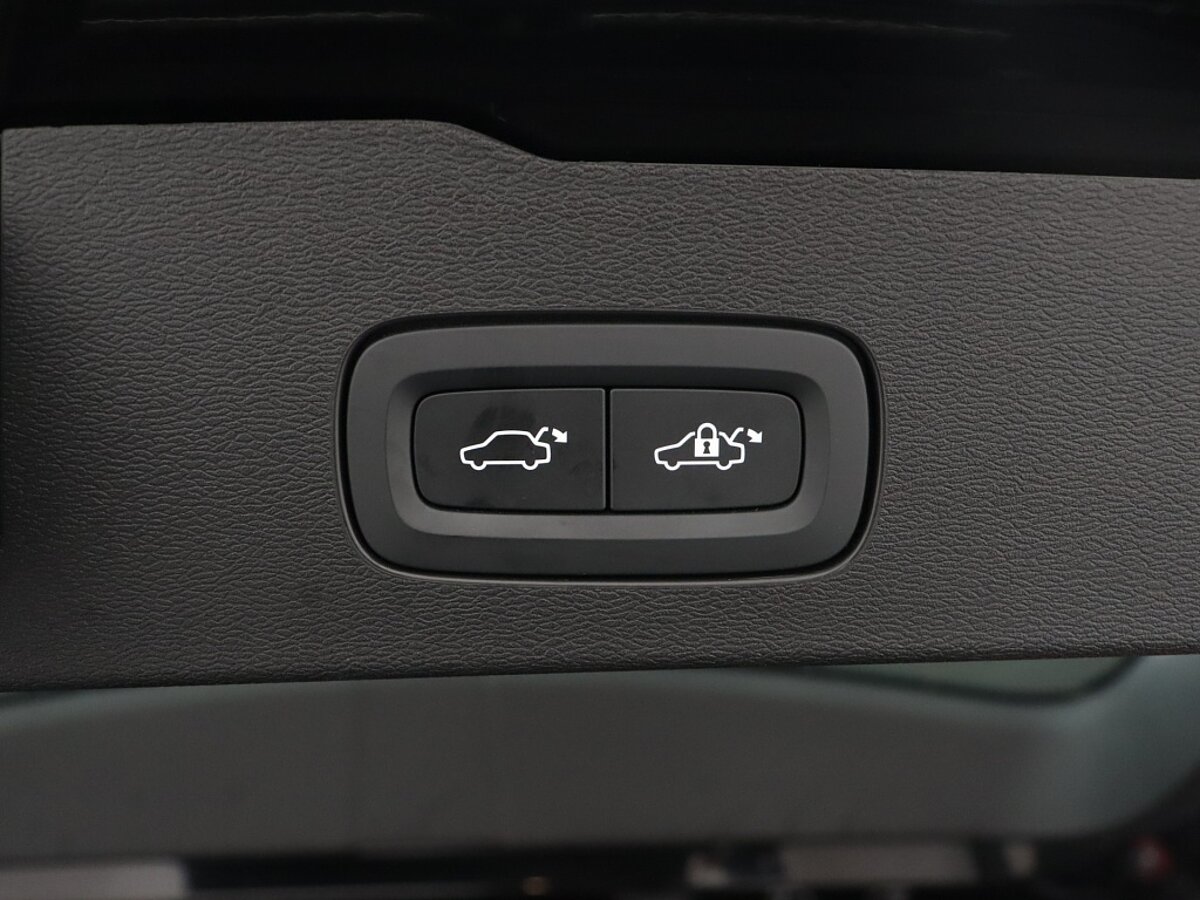 36101676 volvo v60 2 0 b4 plus bright 93