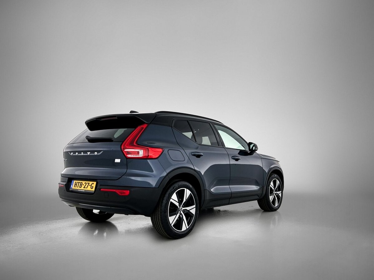 46060545 volvo xc40 1 5 t4 recharge r design 5 03