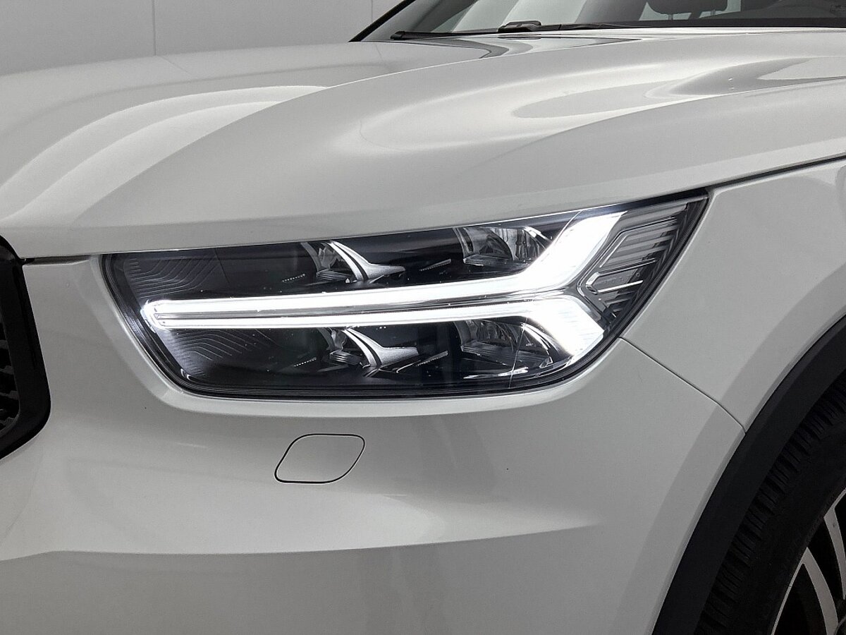 49783961 volvo xc40 1 5 t5 recharge r design 360ao camera bliss 68