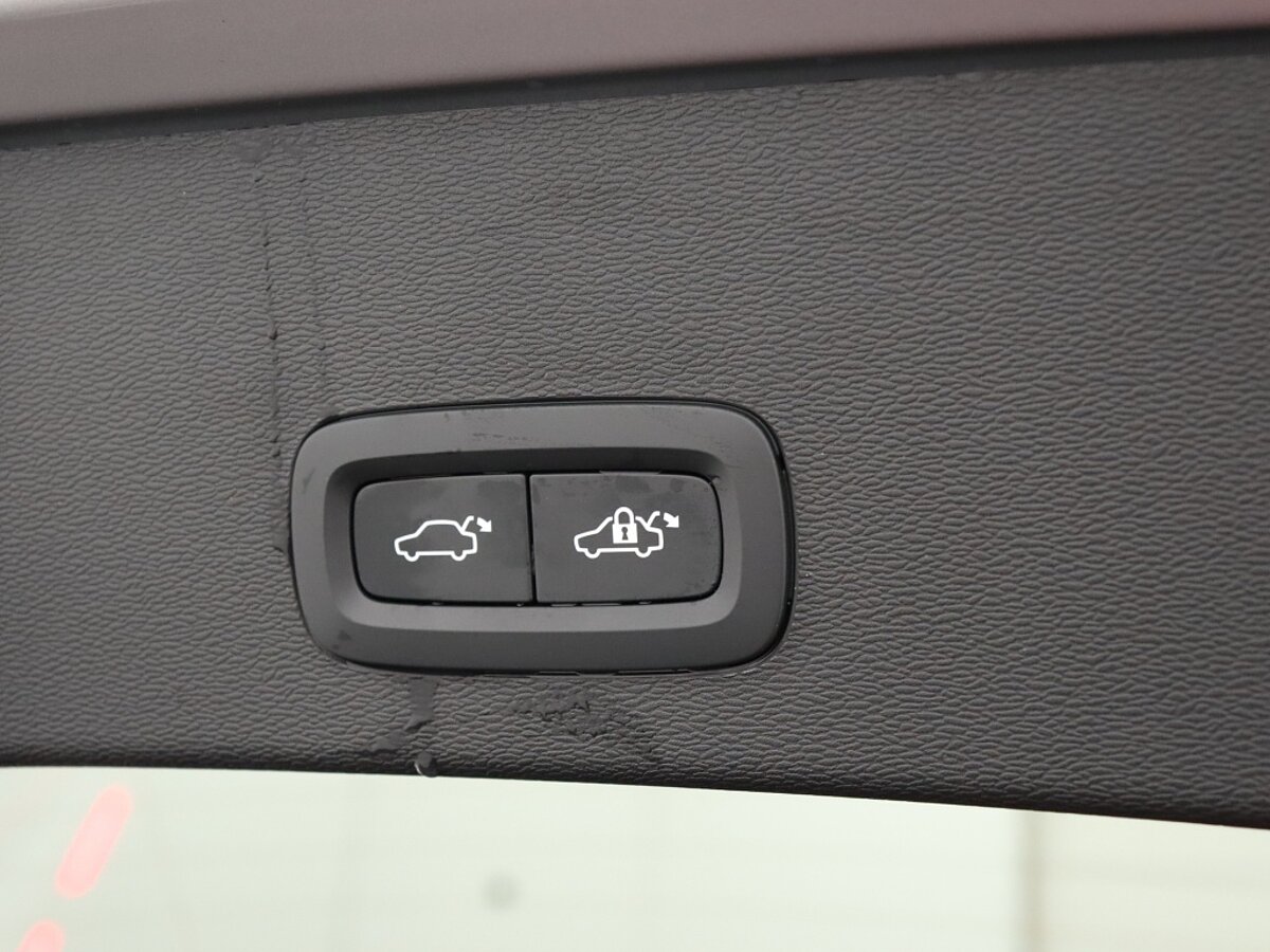 36079802 volvo c40 recharge ultimate 69 kwh 210311