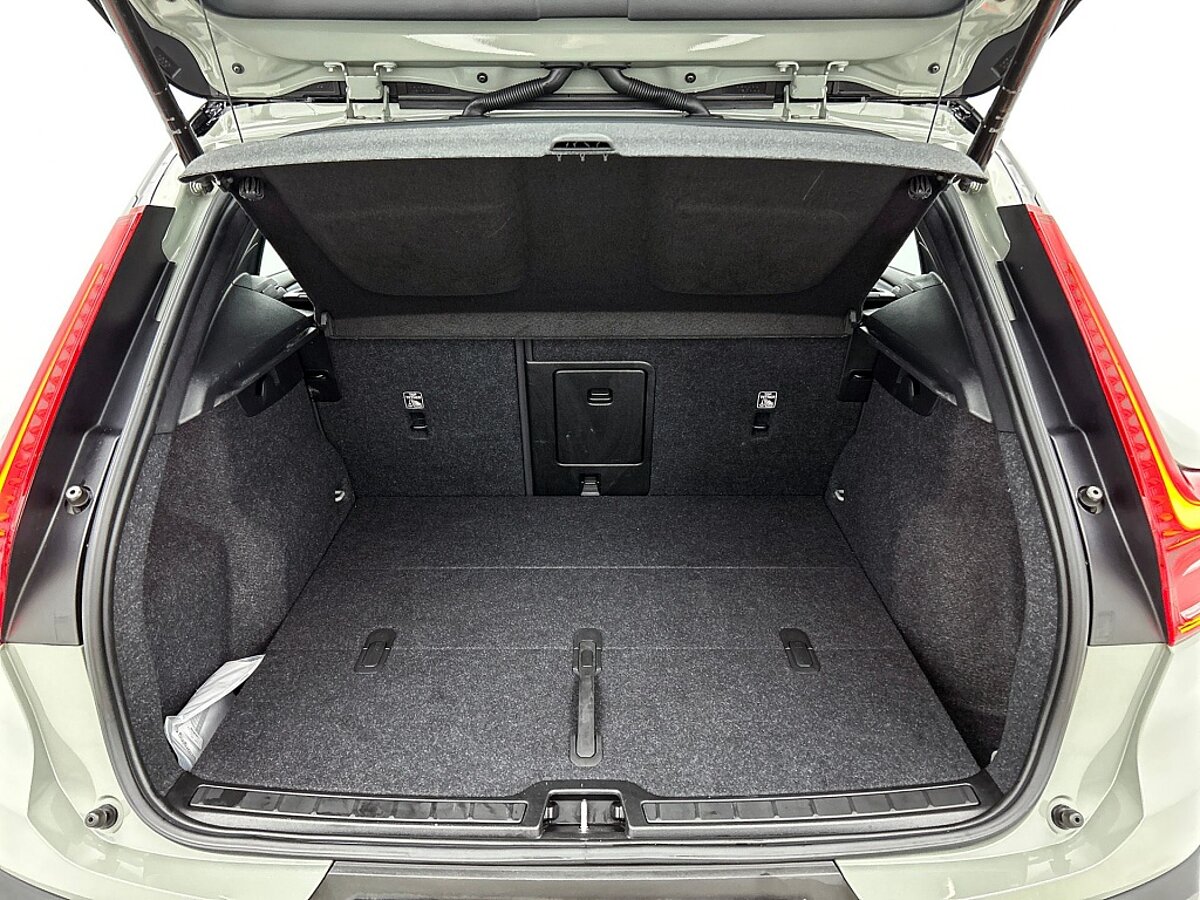 49377121 volvo xc40 twin pro 91 soh pano 360 h k memory seats warmtepo 48