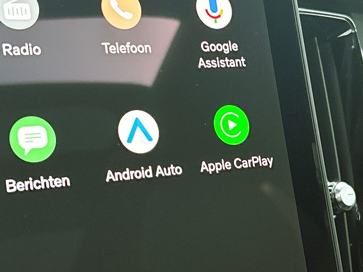 49114272 volvo xc60 2 0 t6 awd ultra black edition 04