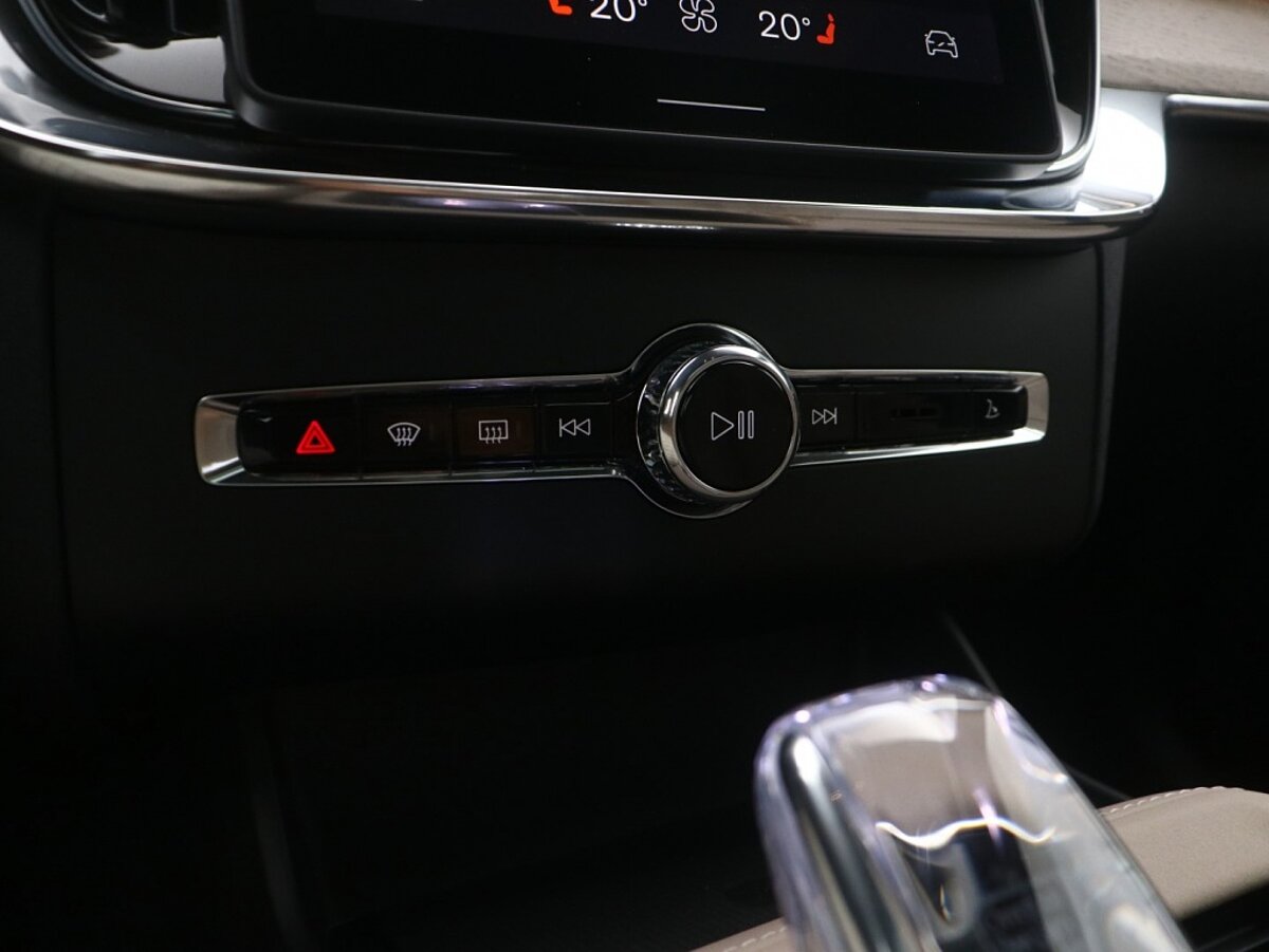 47021368 volvo xc90 t8 plug in awd ultra dark luchtvering trekhaak massagestoe bbd5c3