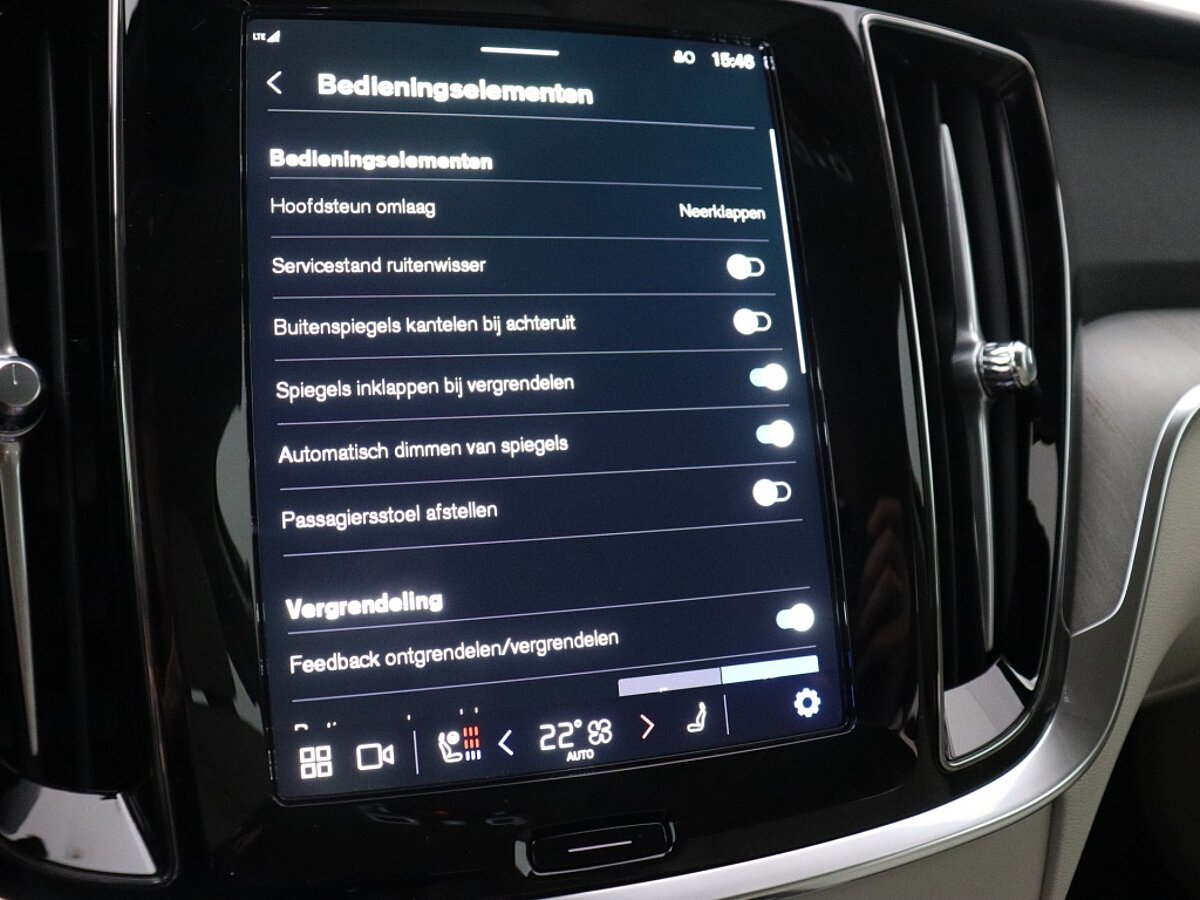 47627816 volvo v60 2 0 t6 awd plus dark 63