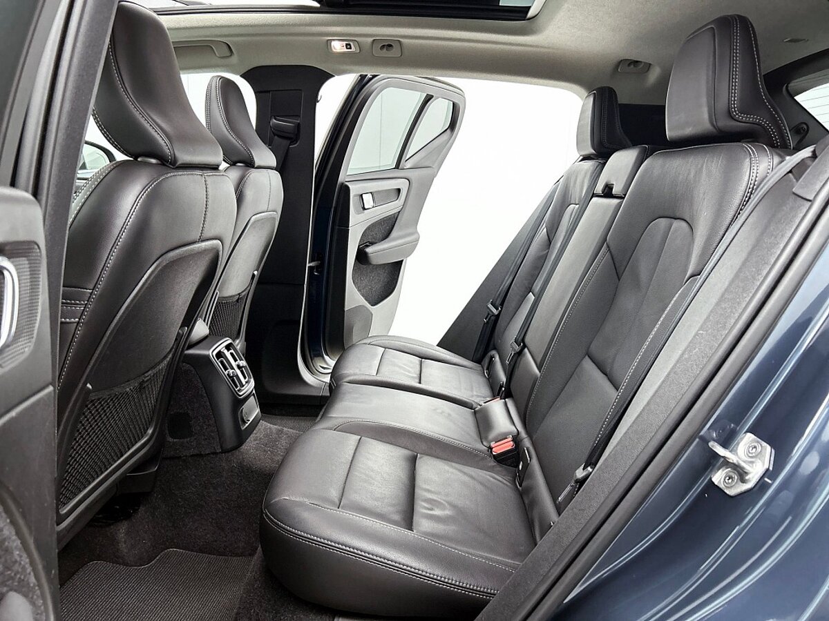 48724238 volvo xc40 1 5 t4 rech inscription panorama dak trekhaak harman kardo 41