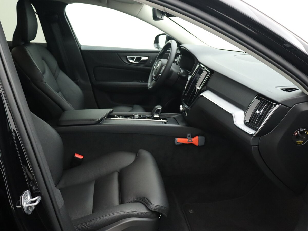 36129184 volvo v60 2 0 b4 momentum business trekhaak camera leder 37faf0