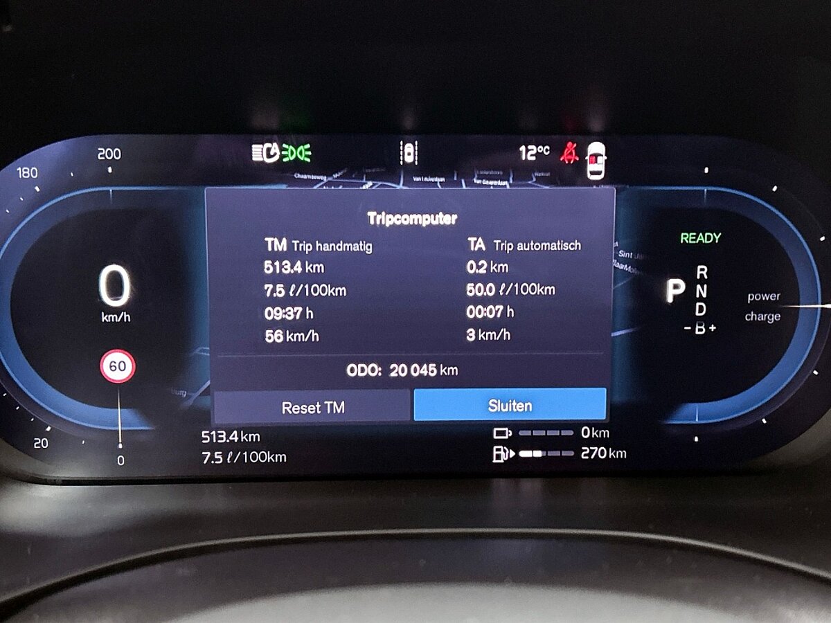 43680818 volvo xc60 2 0 t8 awd plus dark harman kardon panoramadak 21 lm velg 59