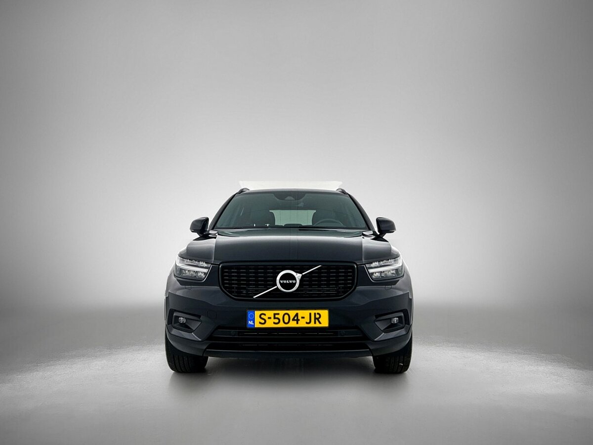 45831244 volvo xc40 1 5 t5 recharge r design 6 06