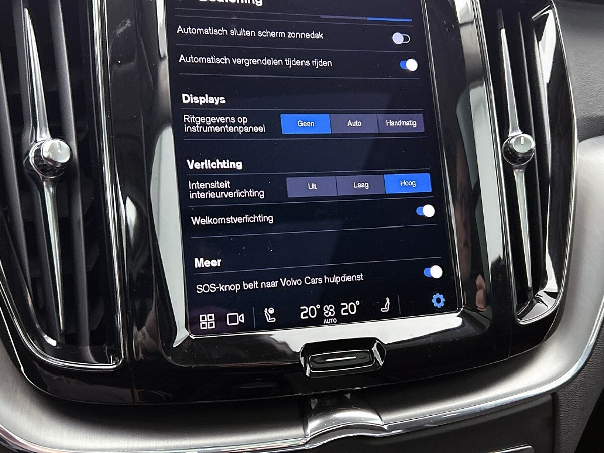 49424857 volvo xc60 2 0 t6 plug in hybrid awd inscription 87