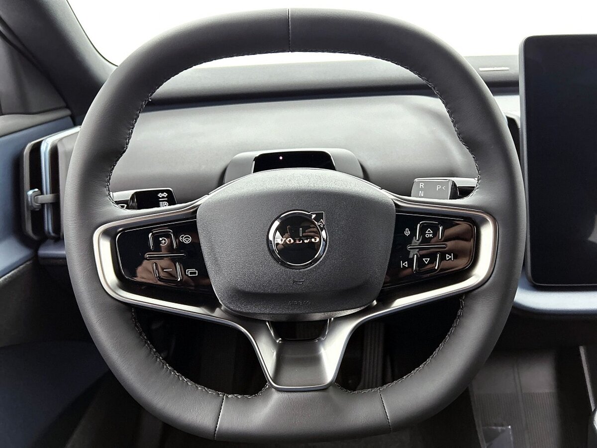 49433396 volvo ex30 plus extended range nieuw voorraad climate pack camera 8 01