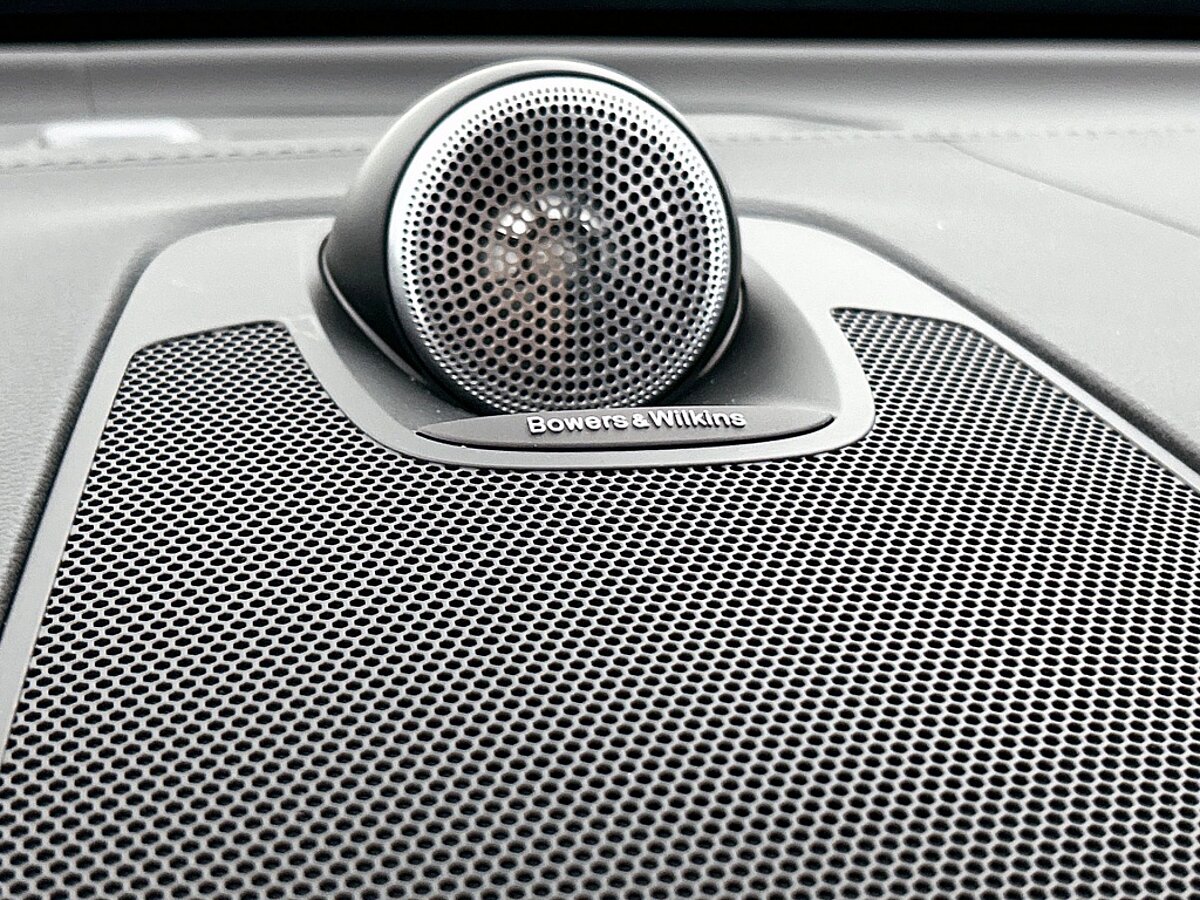 46843930 volvo xc60 2 0 t6 awd ultra black edition bowers wilkins luchtvering 0e2aac