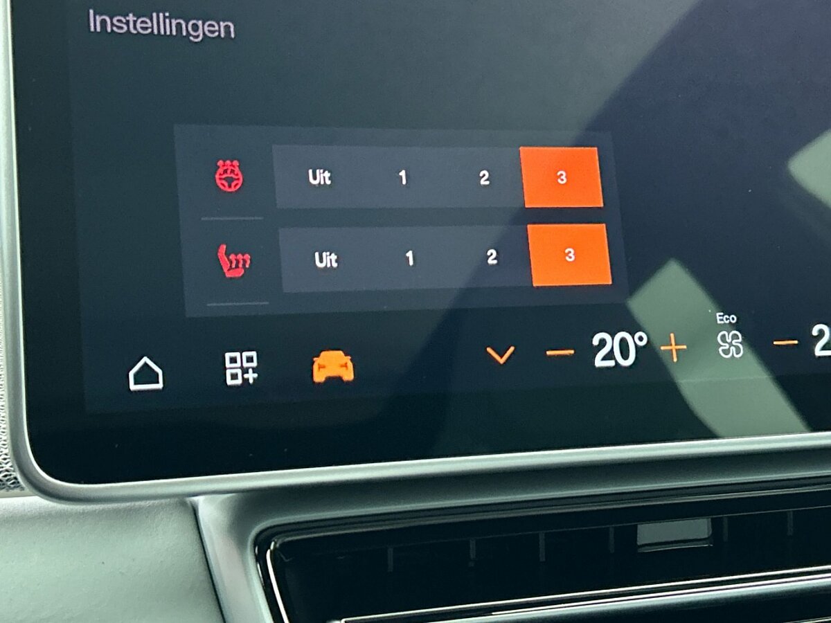 47070727 polestar 4 long range single motor 100 kwh pilot plus pro tailored knit 8