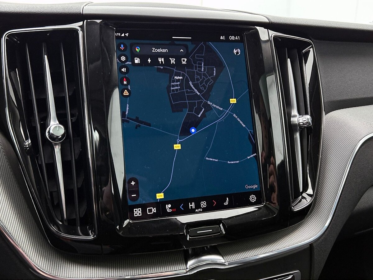 48760534 volvo xc60 2 0 t6 awd dark 10f50a