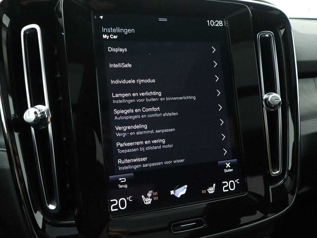 35007209 volvo xc40 1 5 t4 recharge ultimate dark 2f7b73