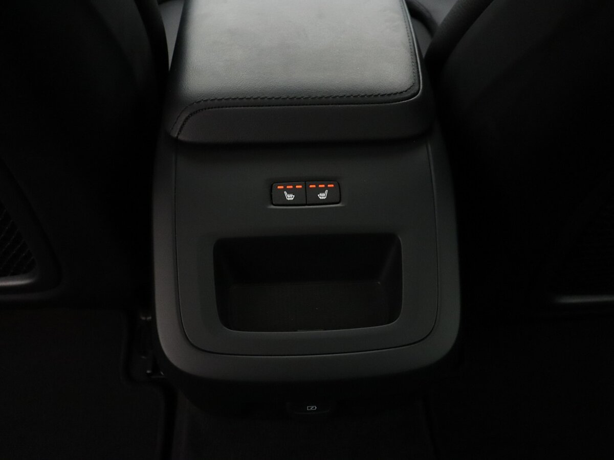 41451043 volvo v60 2 0 b3 plus dark panorama dak trekhaak lighting pack b8d183