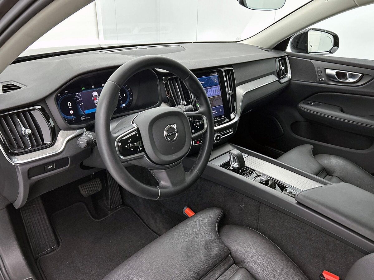 45734638 volvo v60 b4 plus dark 19 lm panoramadak 93