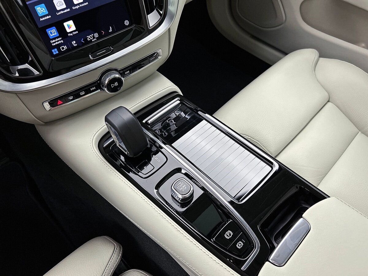 45912620 volvo v60 2 0 t6 awd ultimate bright 360a camera trekhaak panoramada 9 06