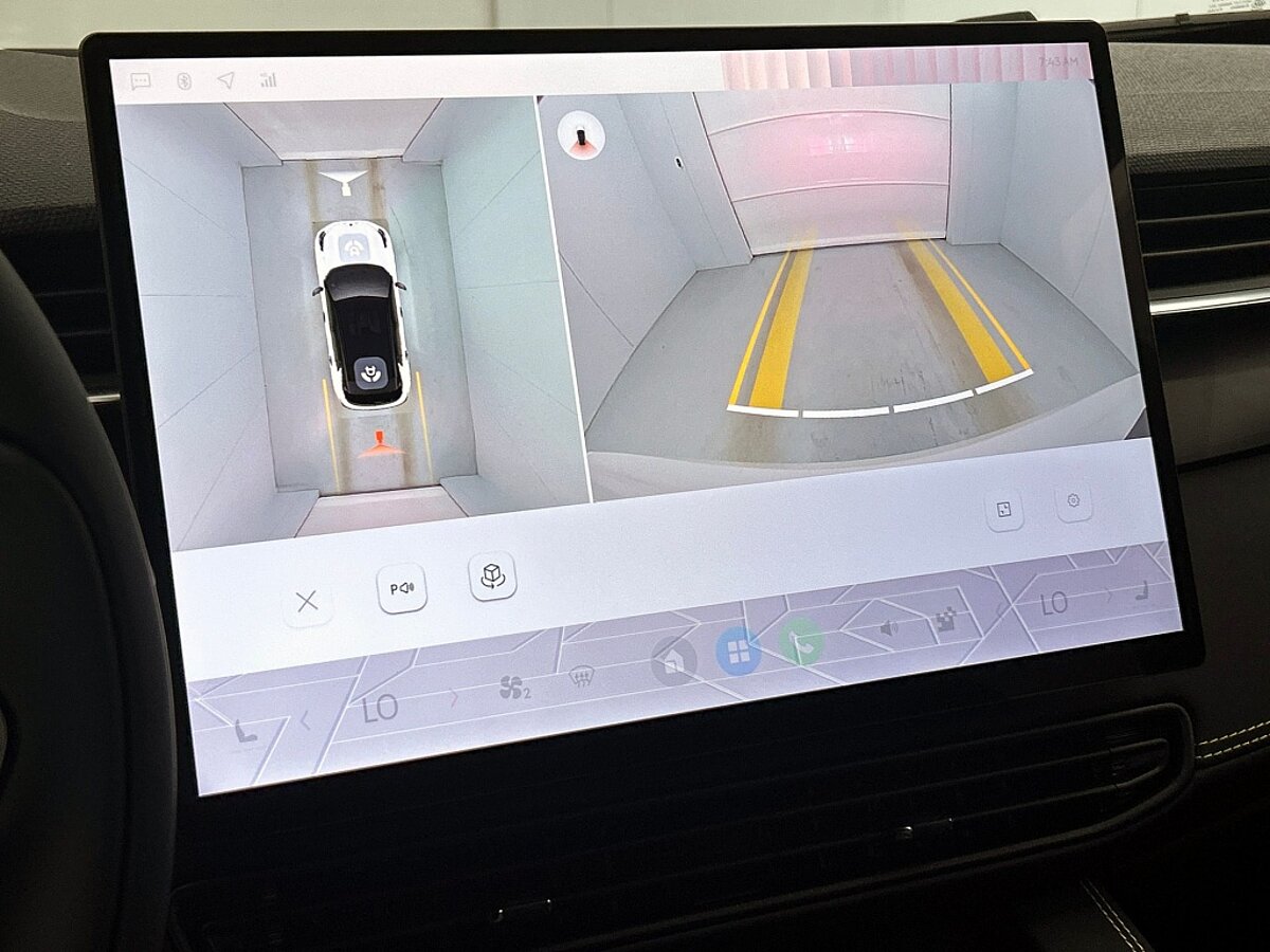 47307005 lynk co 01 1 5 more 261 pk 75km phev full option dealer demo 70