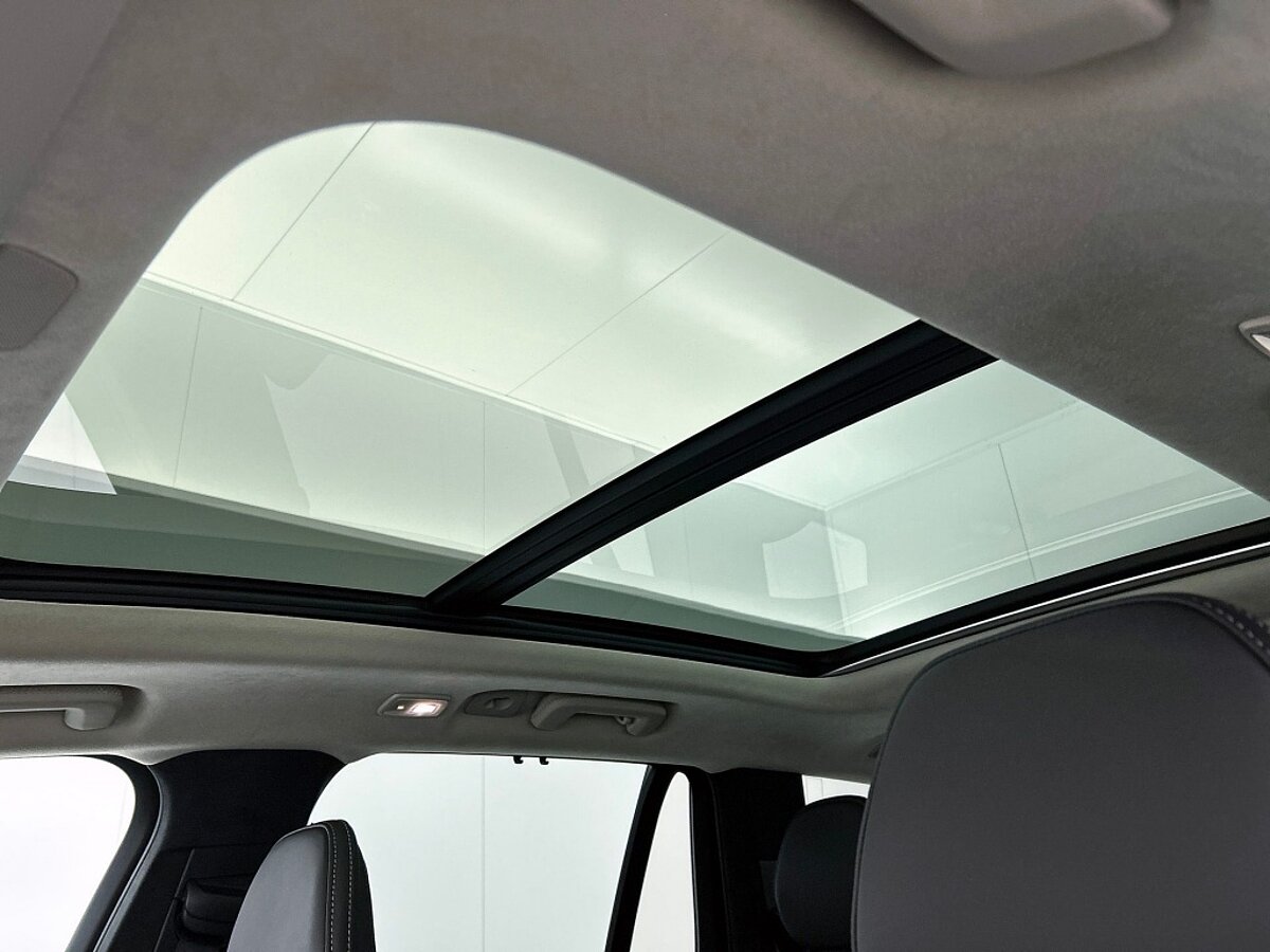 48894745 volvo xc90 2 0 t8 ultra 22 inch luchtvering trekhaak ventilatie 70