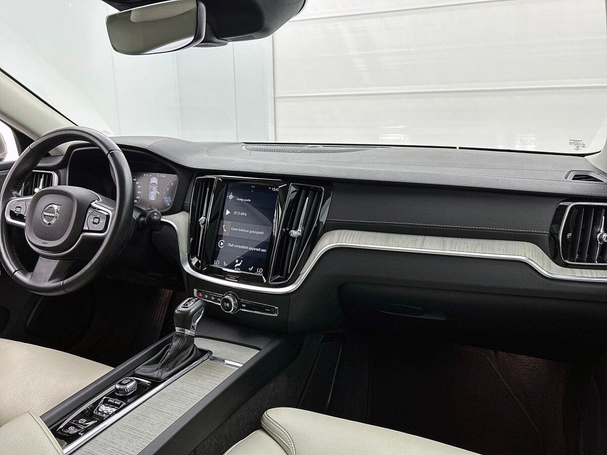 49484328 volvo v60 t5 inscription panoramadak head up display trekhaak 56