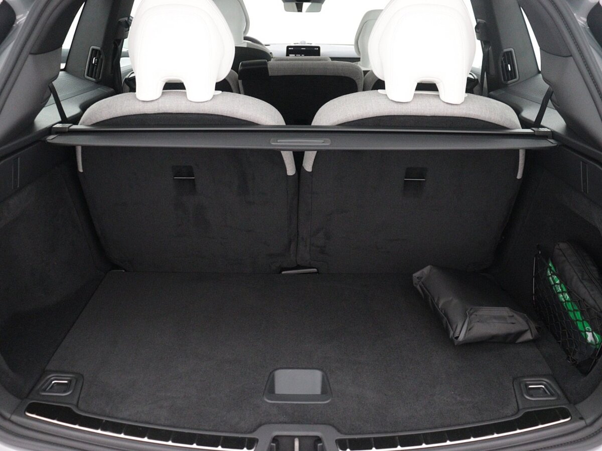 44243808 volvo ex90 twin performance ultra 111 kwh b w luchtvering bekleding w 05