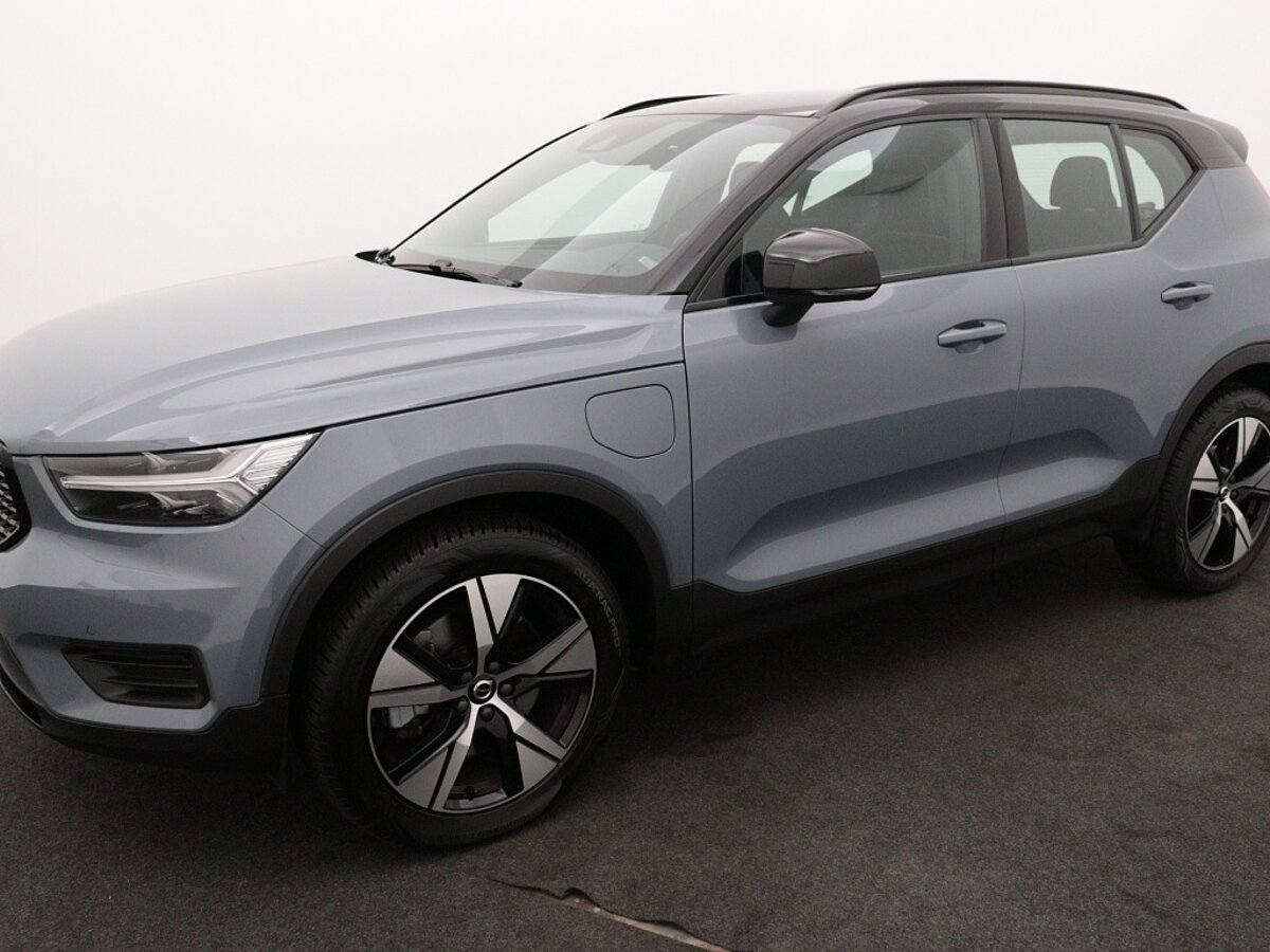 44247367 volvo xc40 1 5 t4 recharge r design 53