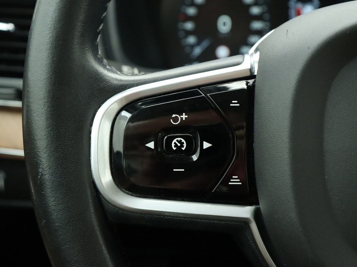 34967591 volvo xc90 2 0 t5 awd inscription luchtvering trekhaak stoelventilatie 08