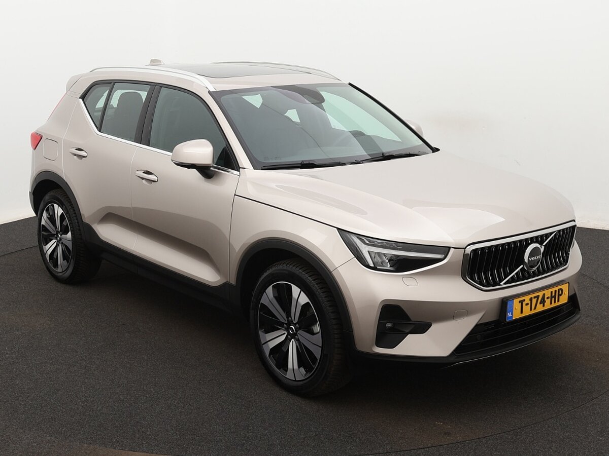 36079808 volvo xc40 1 5 t5 recharge ultimate bright 7 02