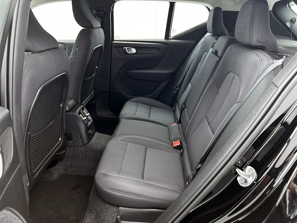 45493914 volvo xc40 t4 recharge inscription expression 03