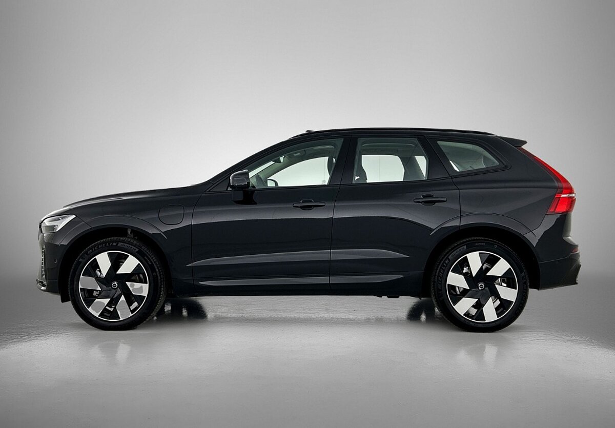 47683671 volvo xc60 2 0 t6 awd ultra dark 2 02