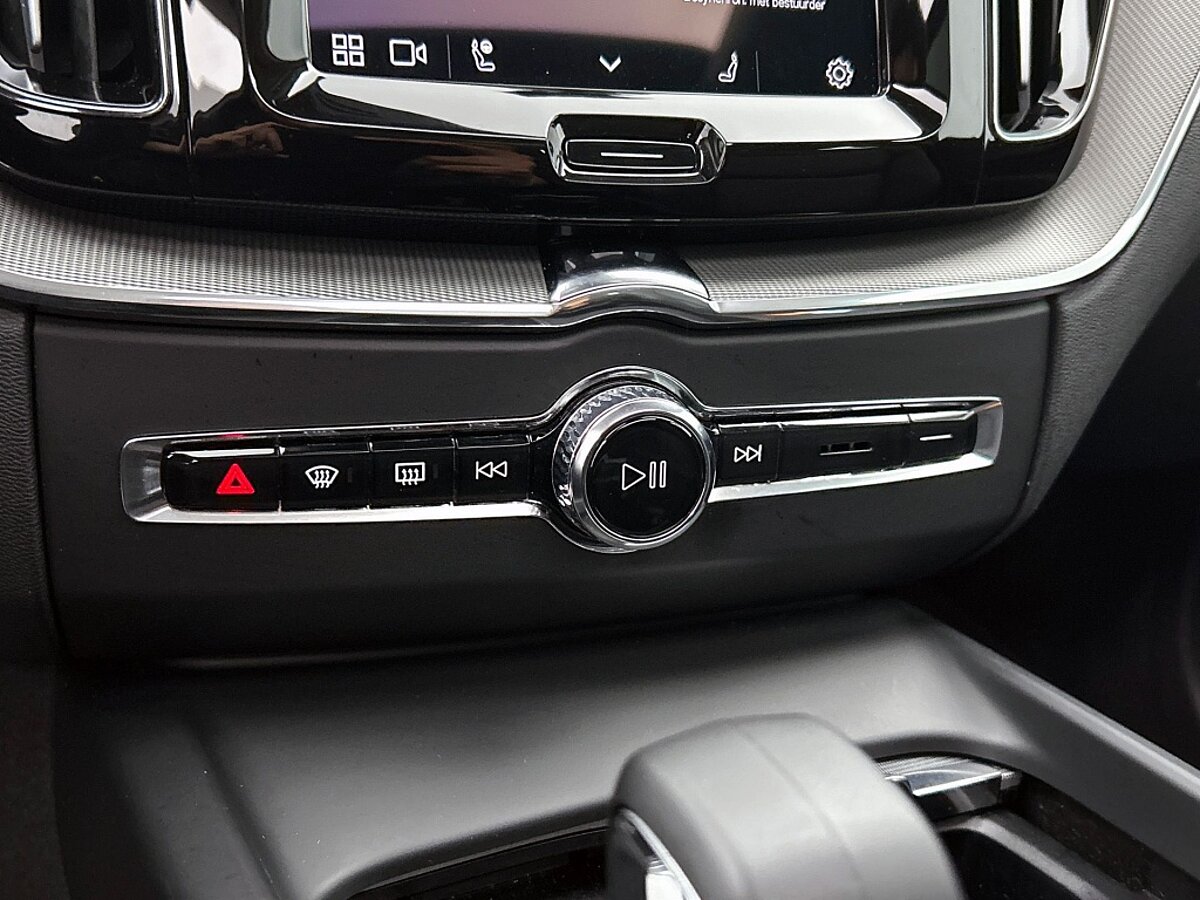 48074455 volvo xc60 2 0 t6 awd plus dark trekhaak leder panorama dak 53