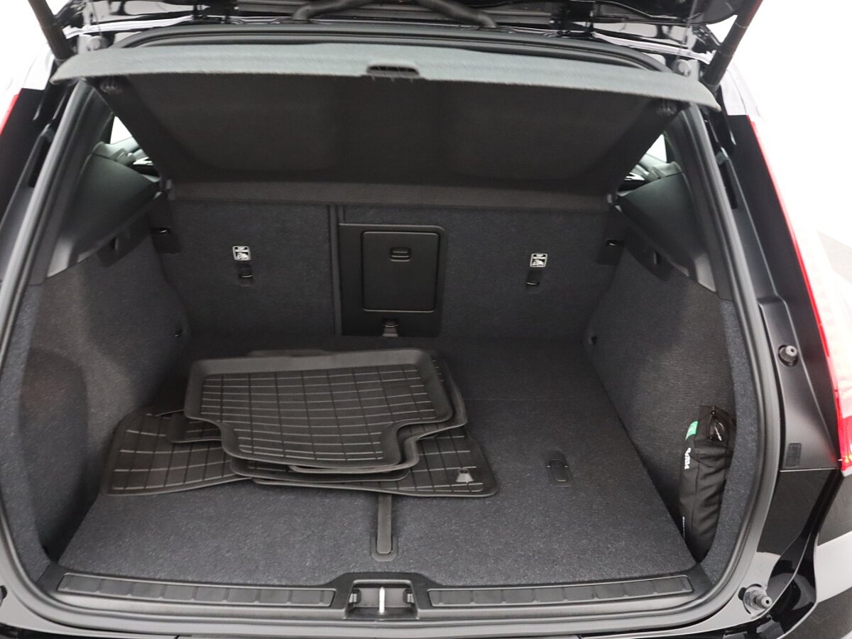 35835361 volvo xc40 recharge pro panorama dak harman kardon memory stoelen 3c0d93