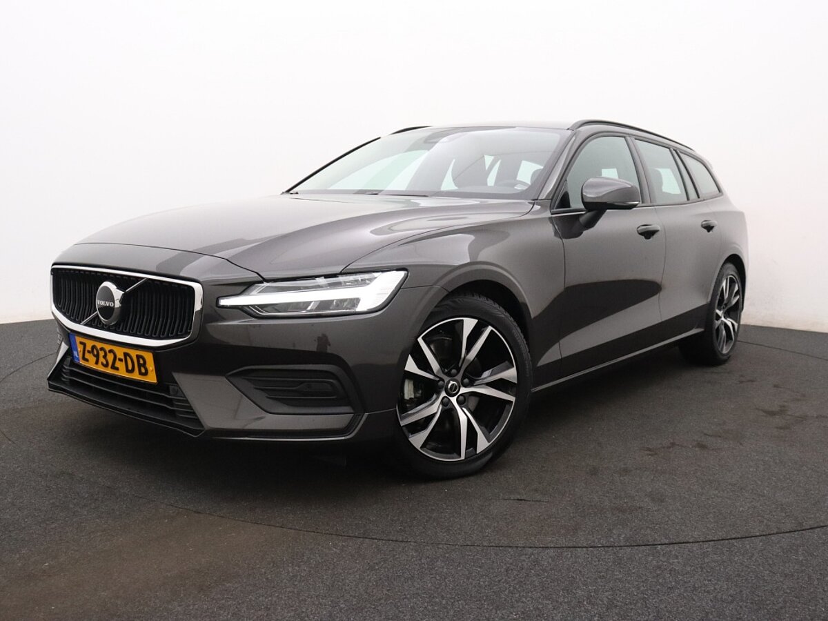 43976401 volvo v60 2 0 b3 essential edition driver assist climate pack trekha 23