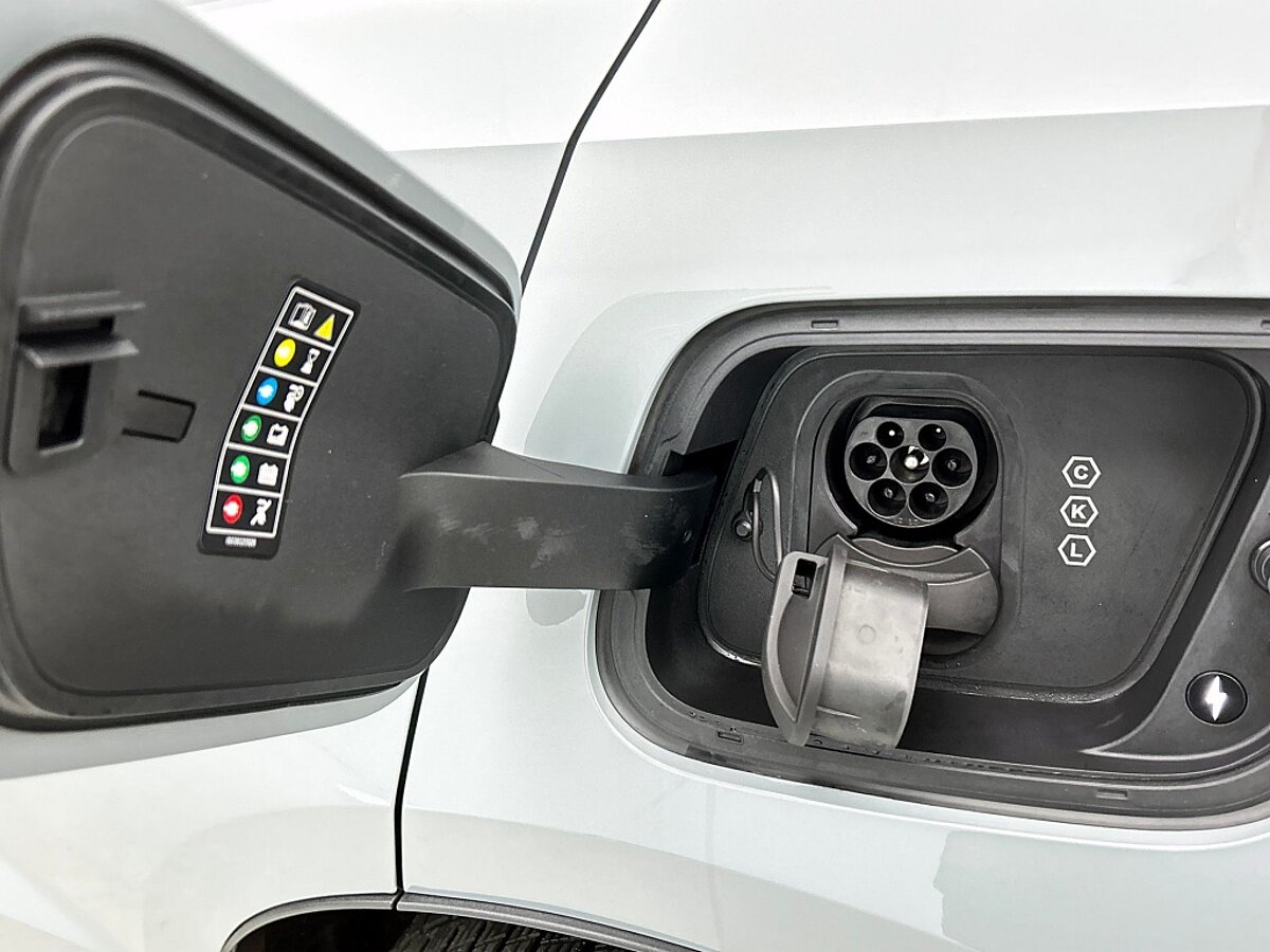 47803347 volvo ex30 extended range plus pine trekhaak climate pack edf7f8