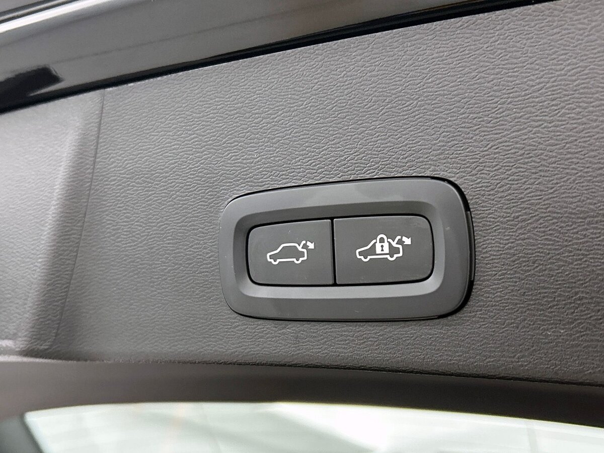 47861532 volvo xc40 2 0 b4 dark memory seats climate pack trekhaak 48
