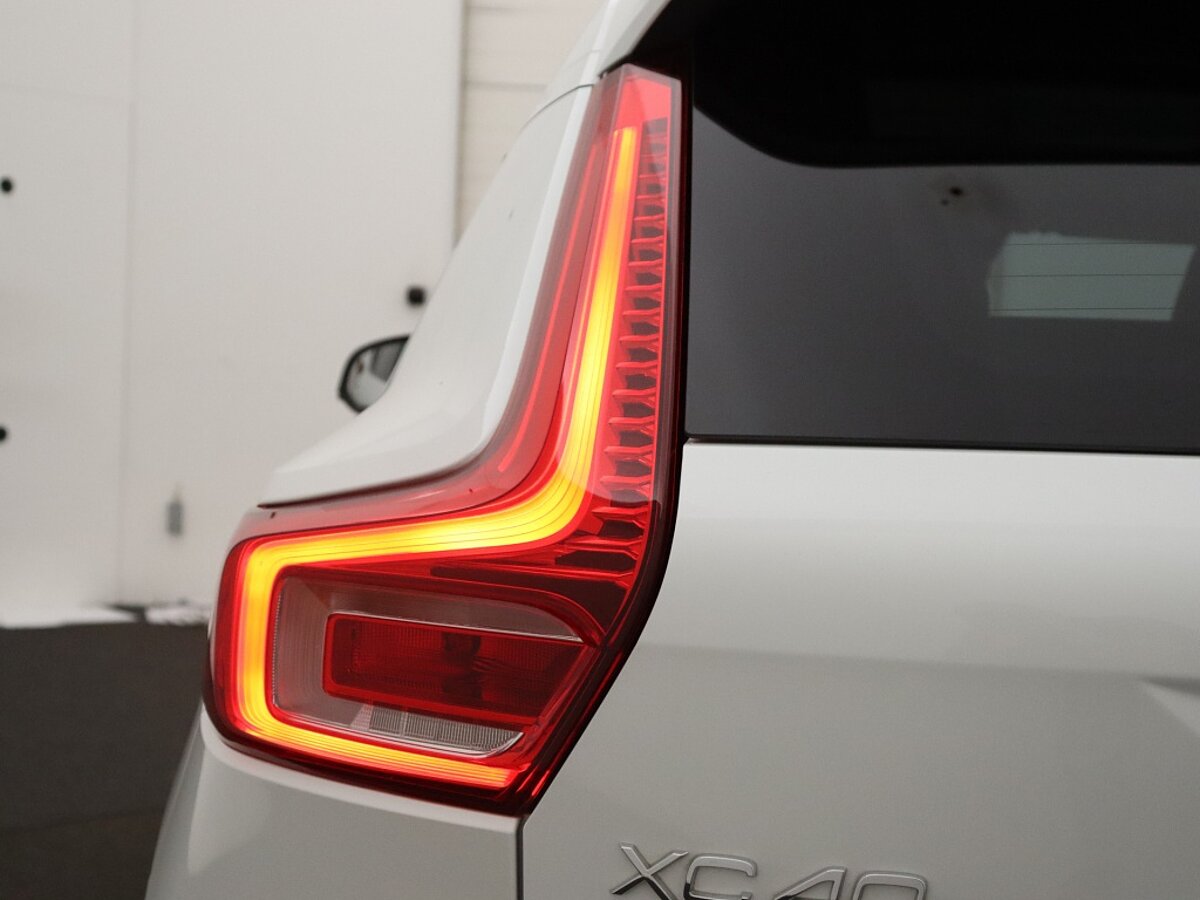 35142443 volvo xc40 1 5 t4 ultimate dark d6f4e2