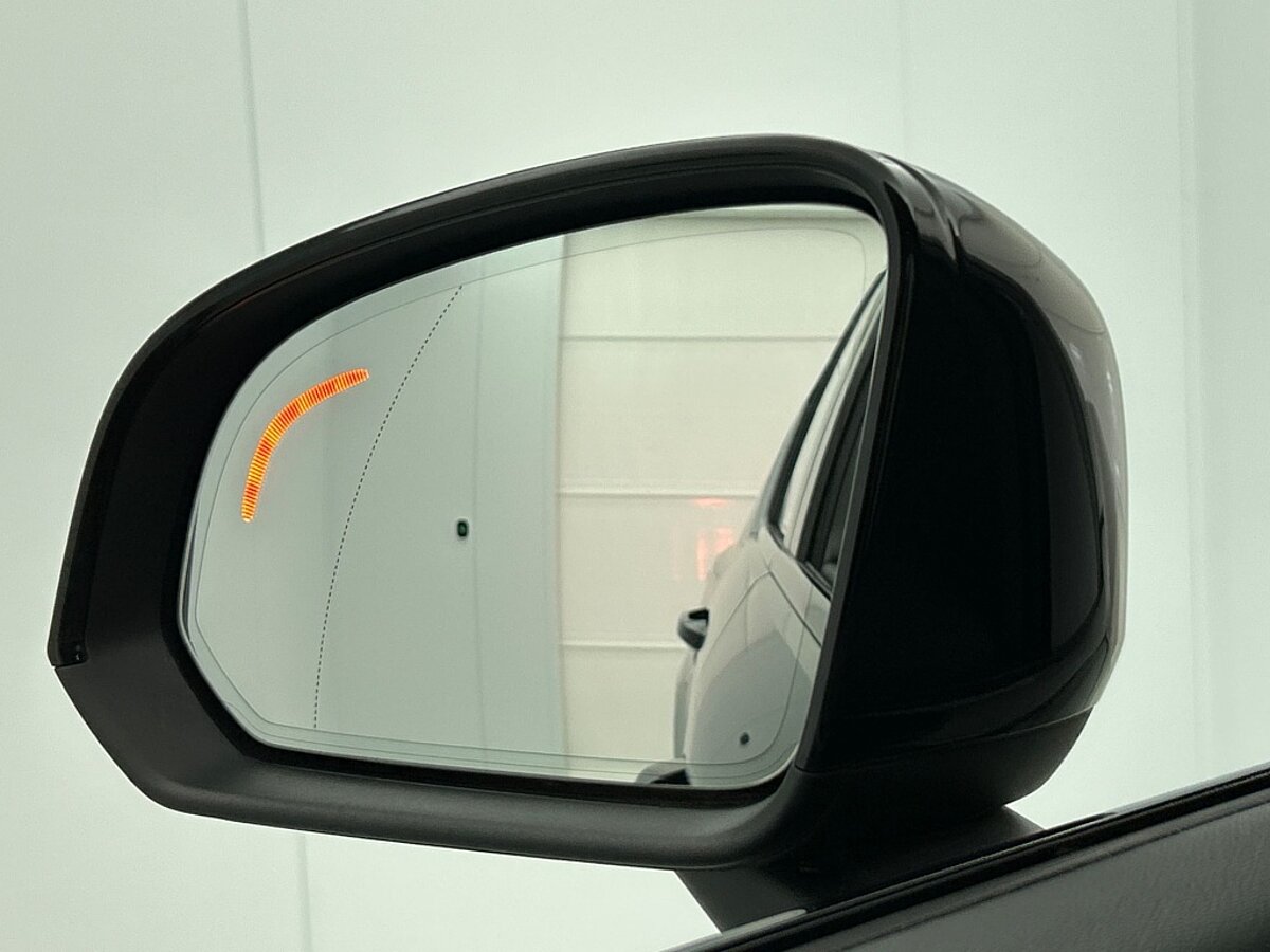 44458767 volvo xc40 1 5 t4 recharge r design expression trekhaak 81