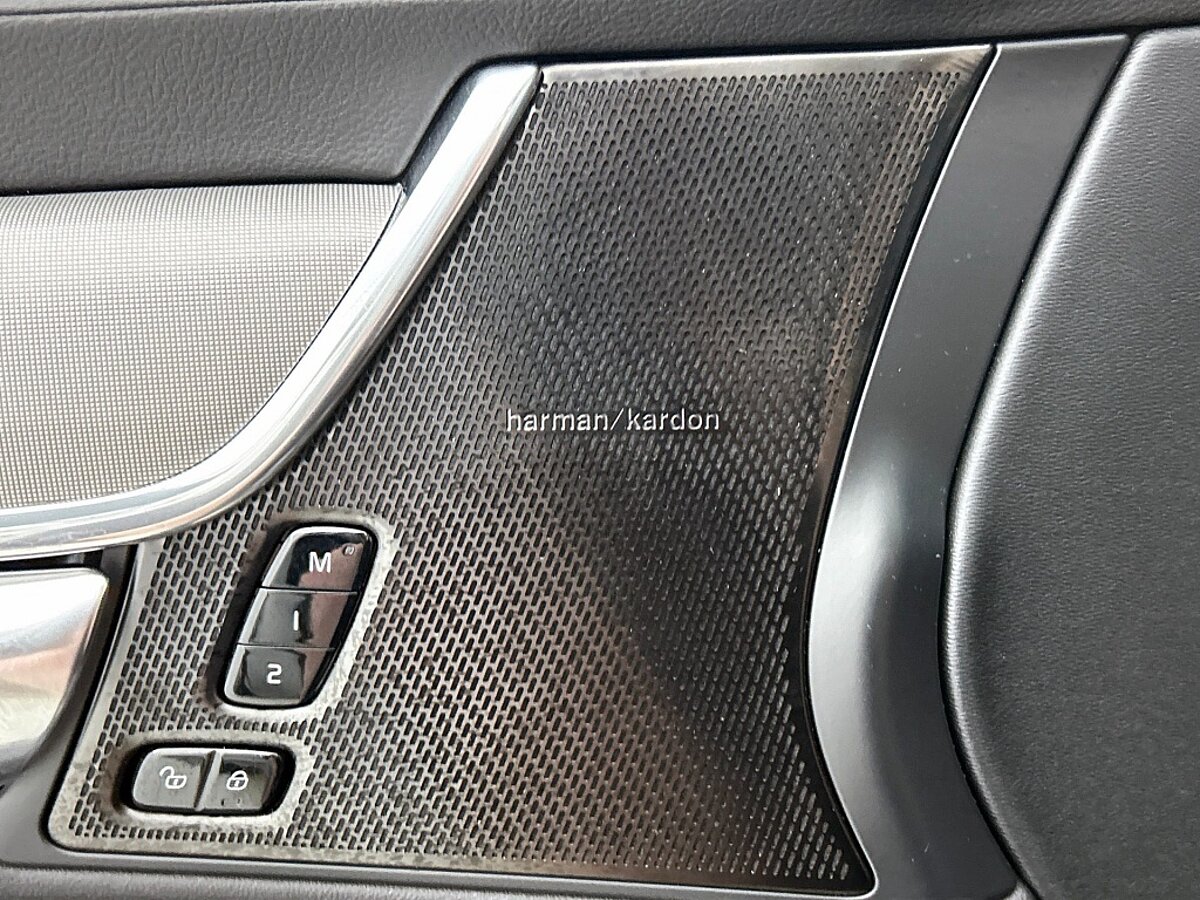 46764599 volvo v90 2 0 t6 awd ultra dark b1712e