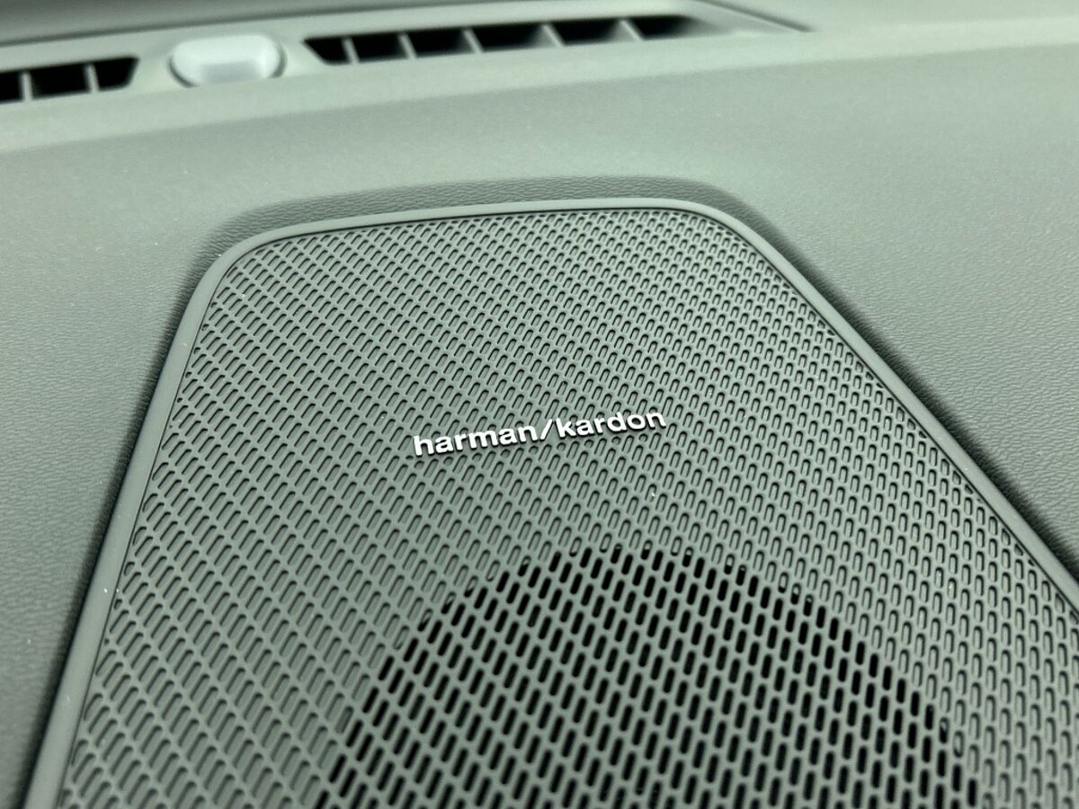 49431430 volvo xc60 plus dark plug in hybrid awd 20 lm velgen onyx black demon 80