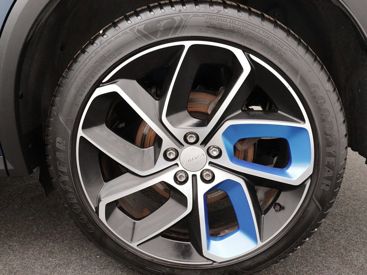 44260170 lynk co 01 1 5 phev 78
