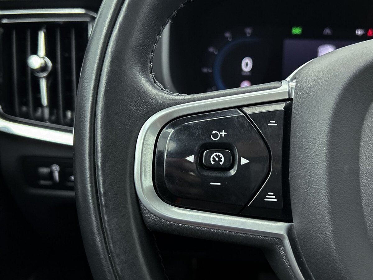 44782793 volvo v90 2 0 t6 awd inscript trekhaak harman kardon on call 82