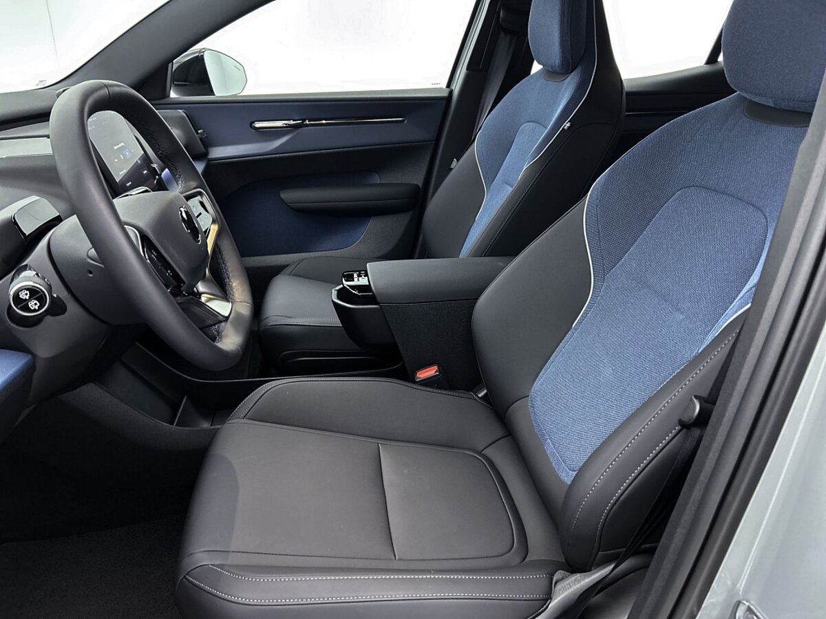 45377579 volvo ex30 extended plus 69 kwh 30