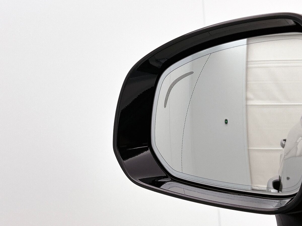 45880368 volvo xc90 2 0 t8 awd ultimate dark leder panorama dak blis 51