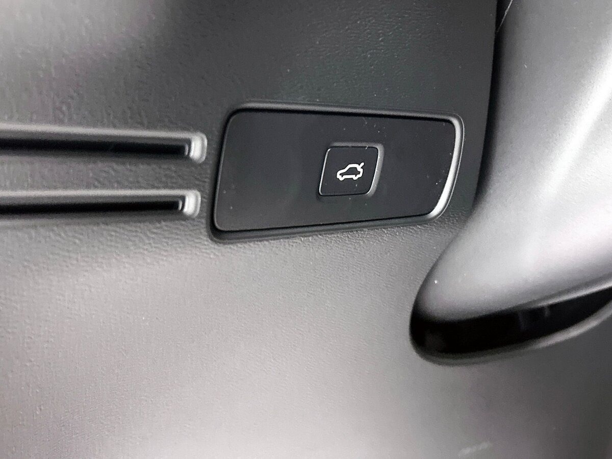 46591412 volvo xc40 xc40 b4 plus black edition lounge pack voorraad 10