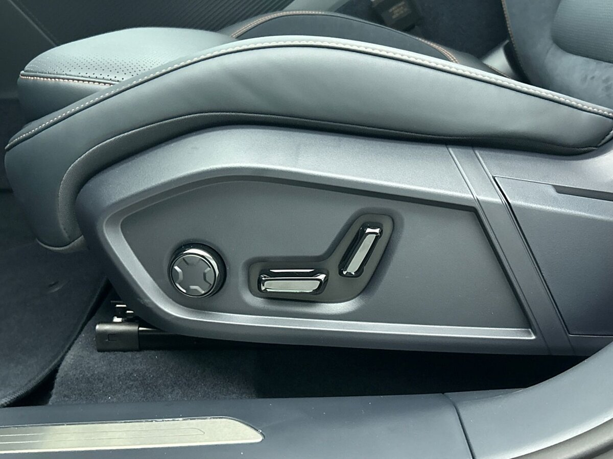 46691496 lynk co 08 more 465455